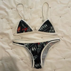 Bikini Set tropical pattern Size S